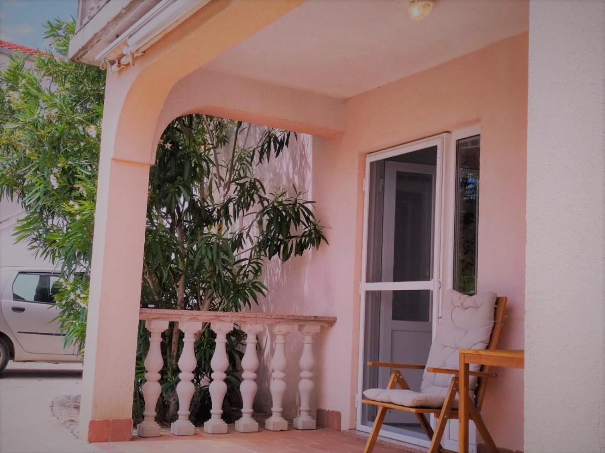 Apartment Rose Крк Экстерьер фото