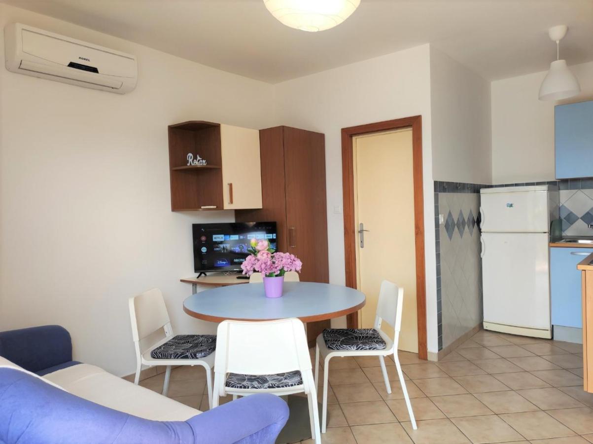 Apartment Rose Крк Экстерьер фото